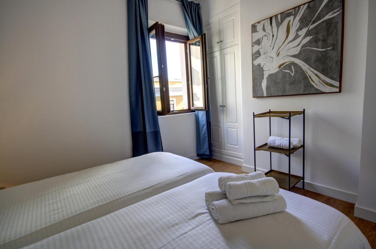 Apartamentos Setas Center Seville Exterior photo